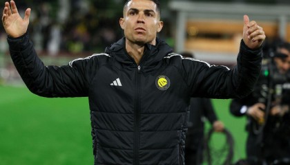 开云下载-41岁仍在拼！C罗为赶上最后一届世界杯，采用特殊疗法加速康复|克里斯蒂亚诺·罗纳尔多|葡萄牙|利雅得|利雅得胜利足球俱乐部|葡萄牙足球队_新浪体育_新浪新闻